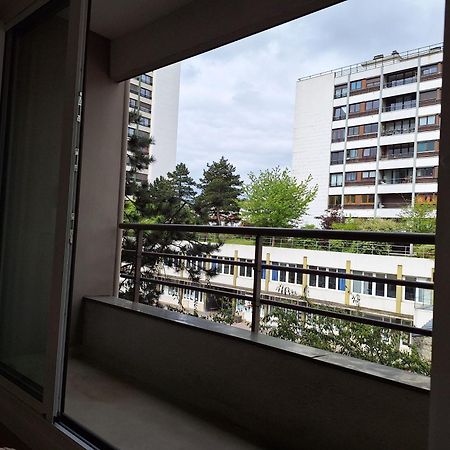 Chic Parisian Studio Retreat Bright Spacious And Secure Parking Extérieur photo