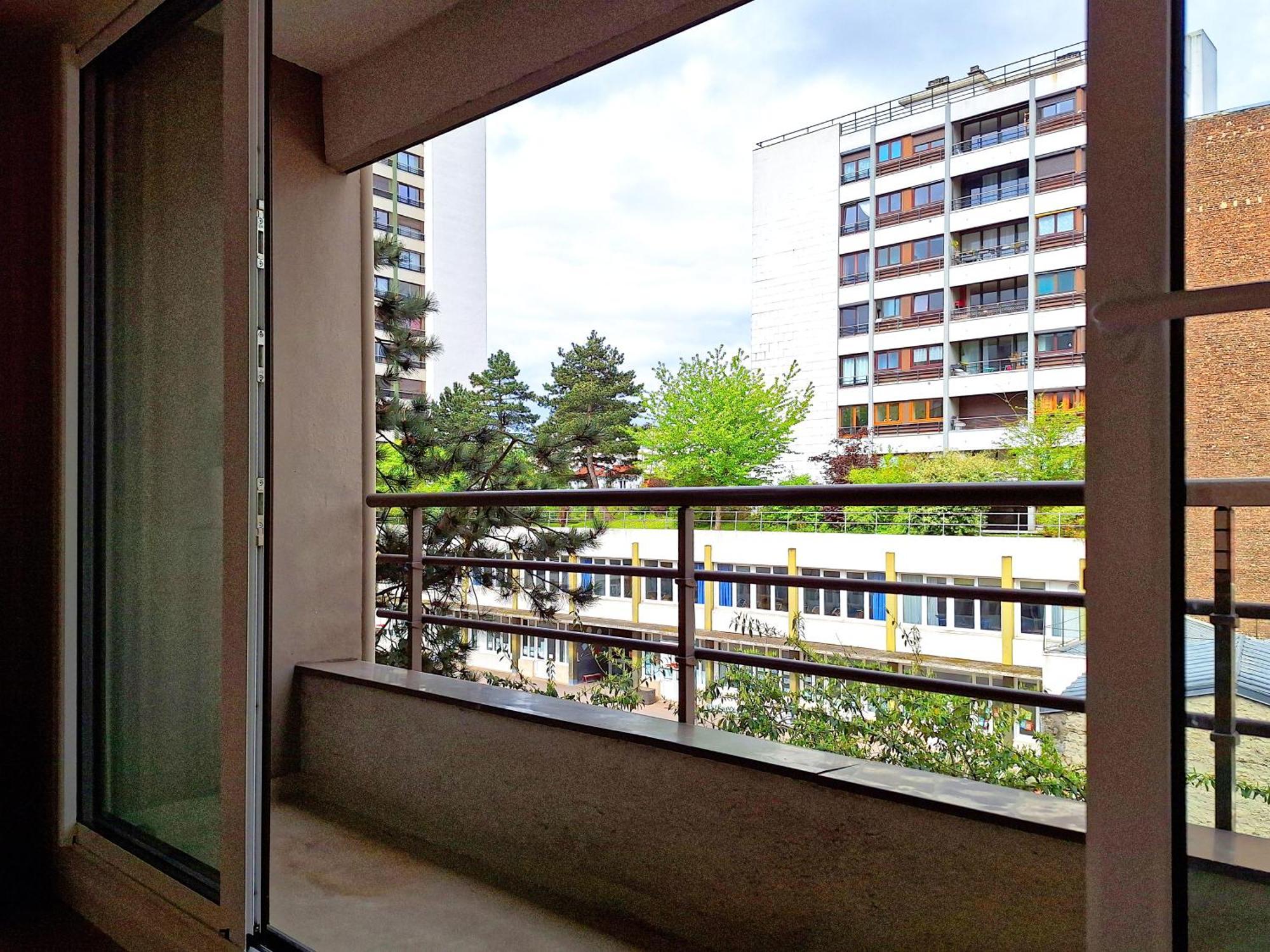Chic Parisian Studio Retreat Bright Spacious And Secure Parking Extérieur photo